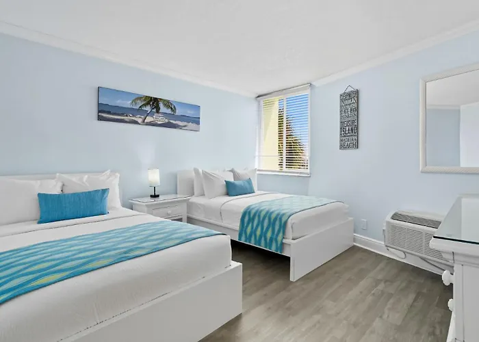 Clearwater Pelican 2 Apartment